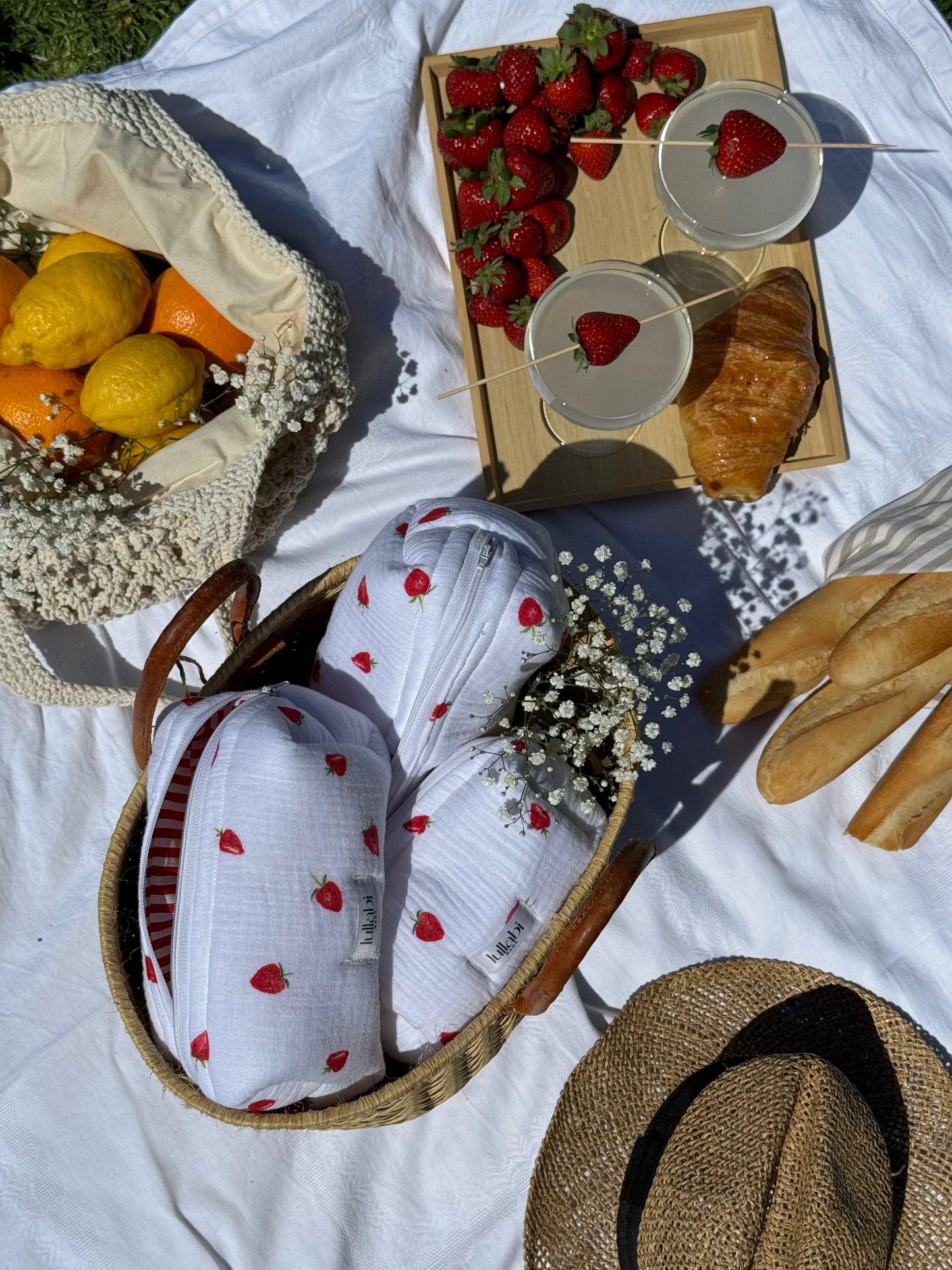 Beauty Bag Fresh Strawberries