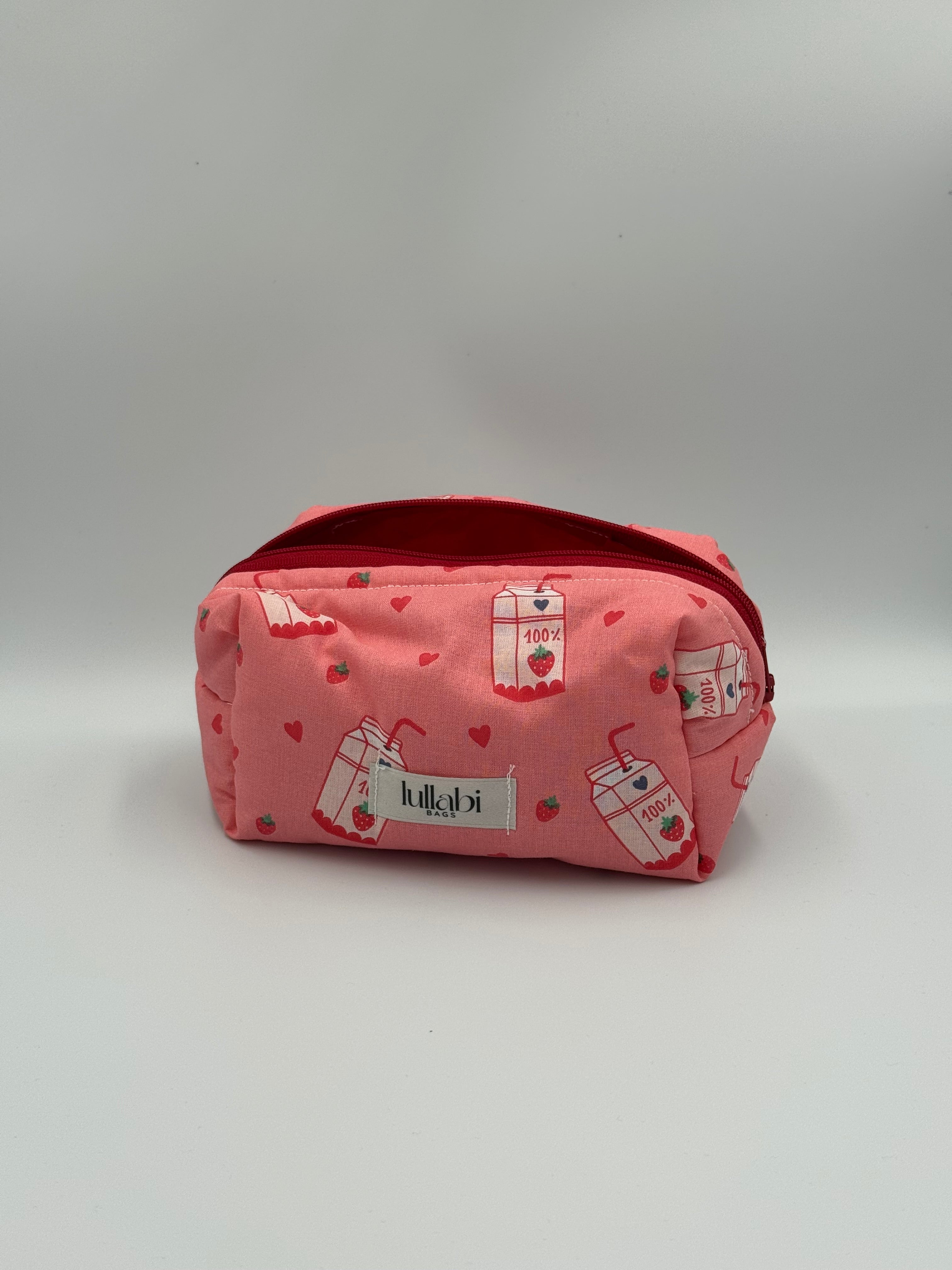 Beauty Bag Strawberry Milkshake